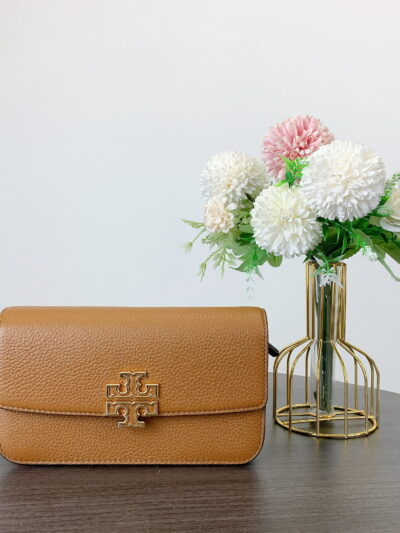 Tory Burch 141012 Britten Small Chain Wallet Wristlet Crossbody Bag IN MOOSE