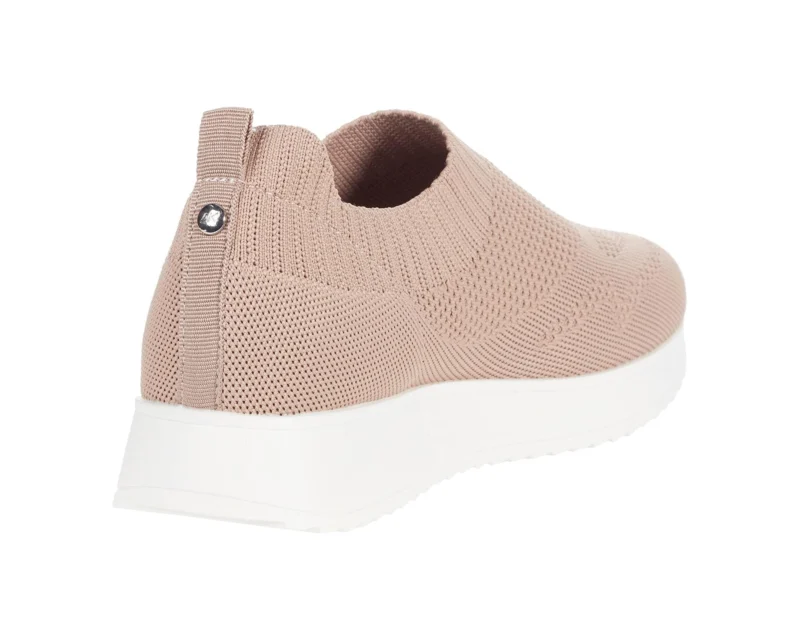 athletic sneaker - Image 2