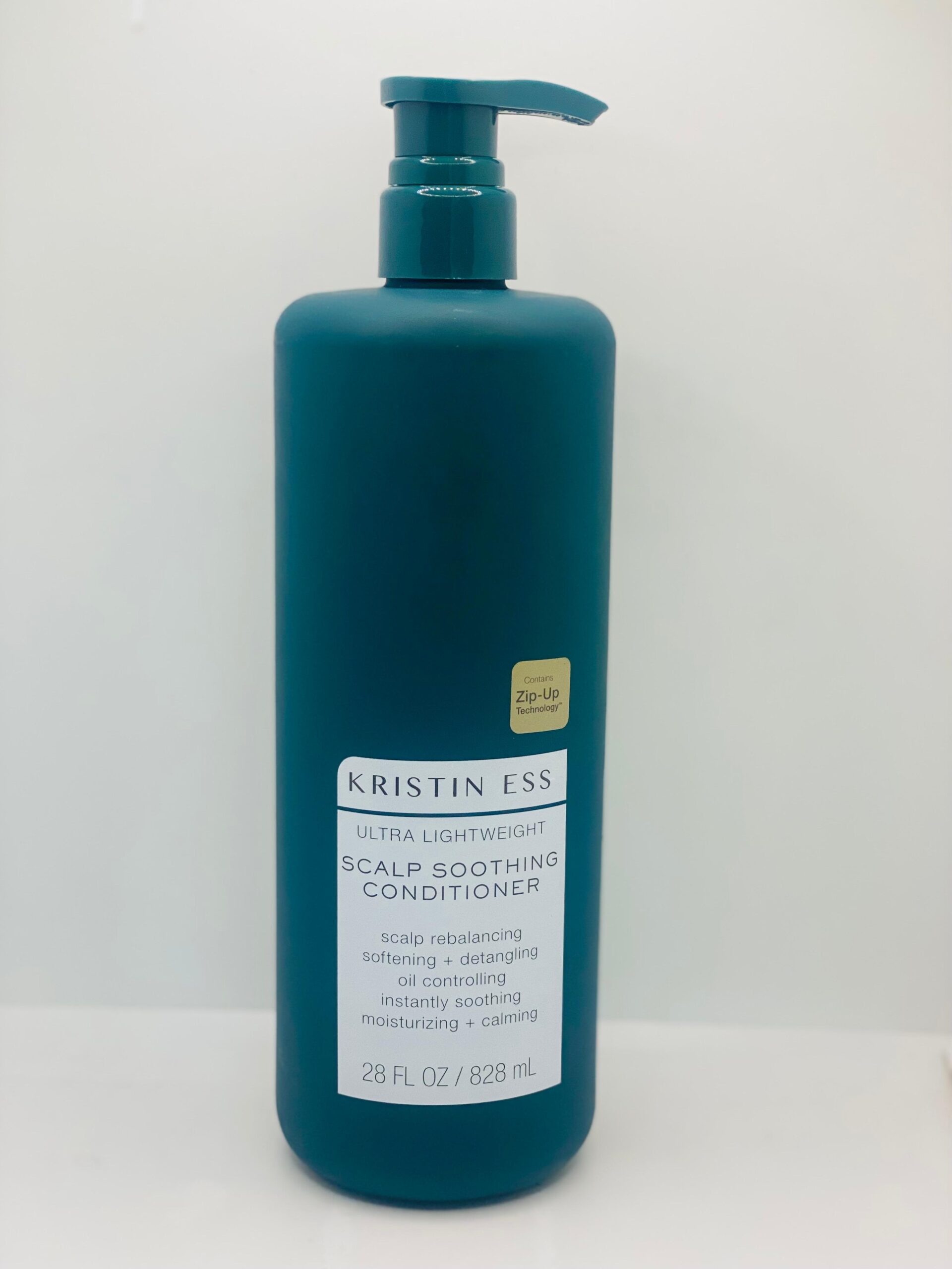 ULTRA LIGHTWEIGHT SCALP SOOTHING CONDITIONER